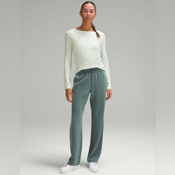 Lululemon Softstreme High-Rise Soft Green 31" Athletic Pants Sz 14 - Picture 2 of 10